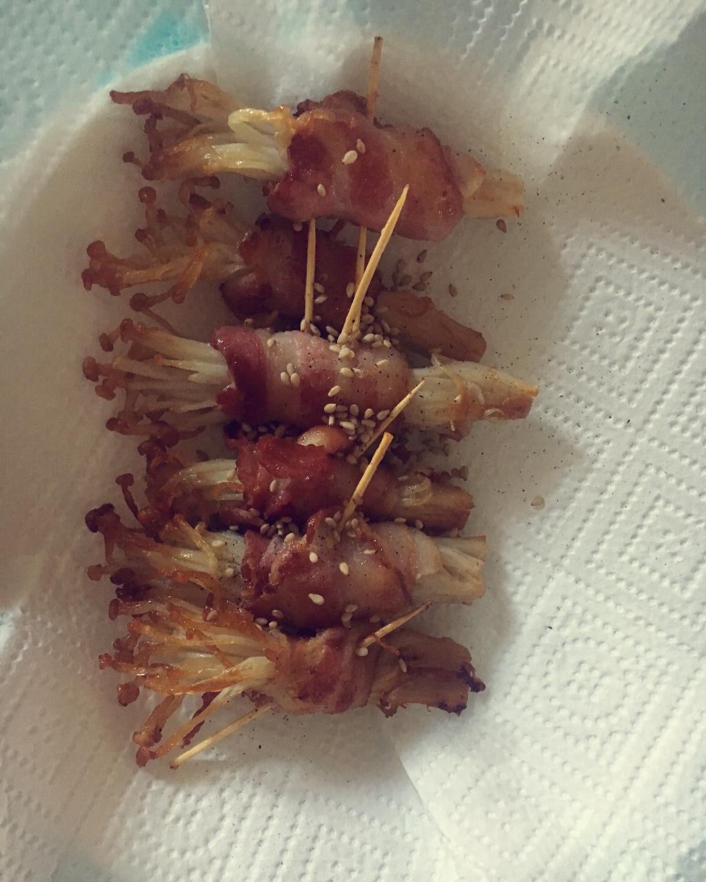 香煎培根金针菇卷