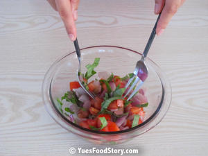 意式番茄罗勒沙拉 Bruschetta 夏日减脂餐的做法 步骤7