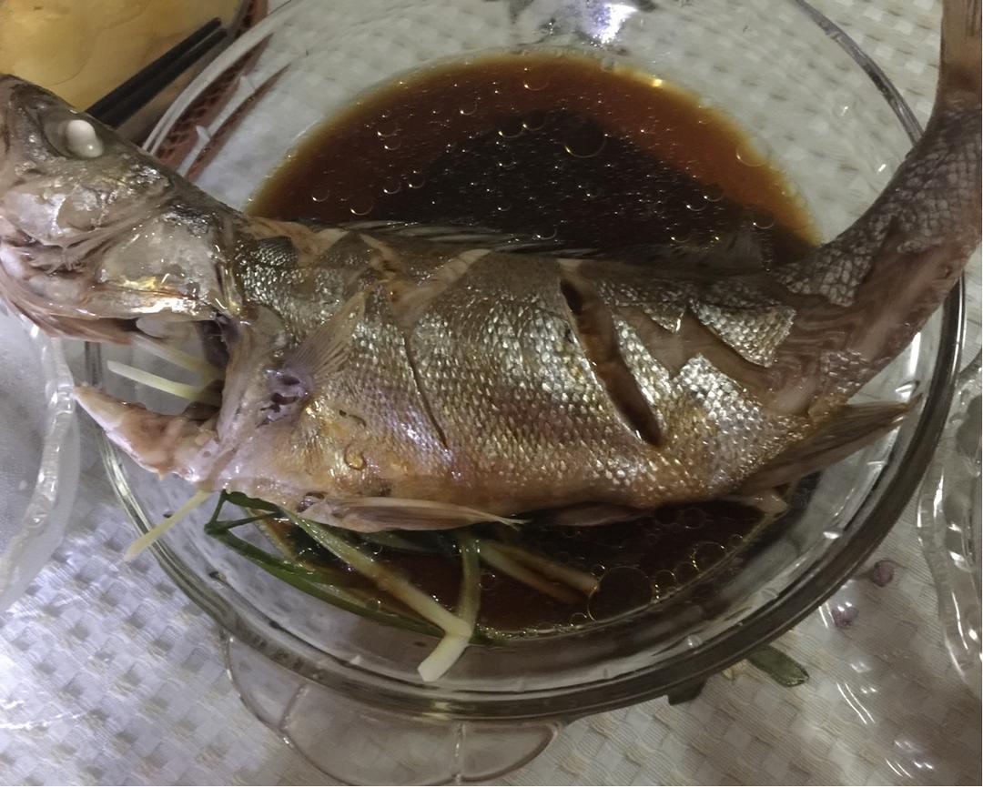 清蒸海鲈鱼