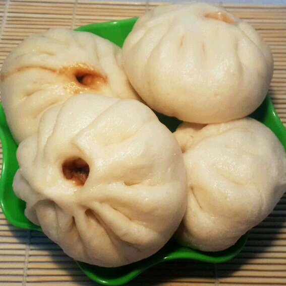 超级好吃的肉包子