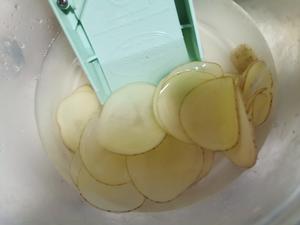 情人节的培根土豆卷的做法 步骤1