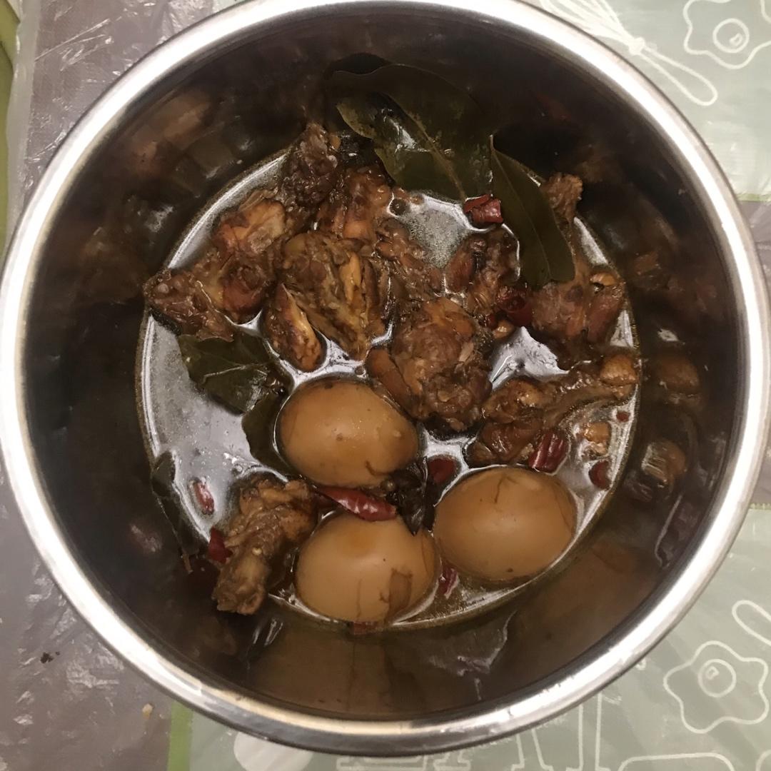 爆好吃的卤鸡腿 卤蛋❗电饭煲 炒锅都可以做~