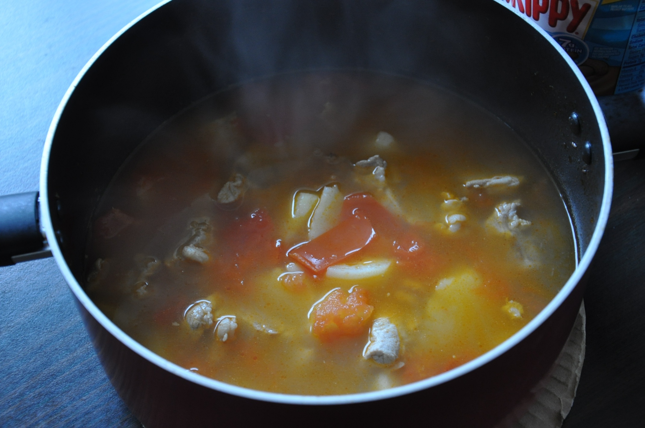 番茄土豆小排汤