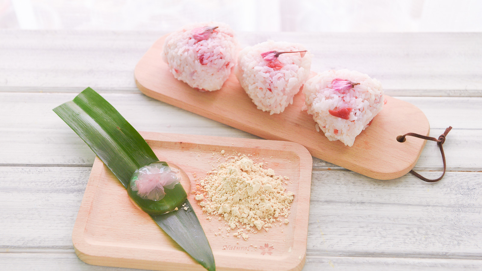 水信玄饼+樱花梅子饭团的做法