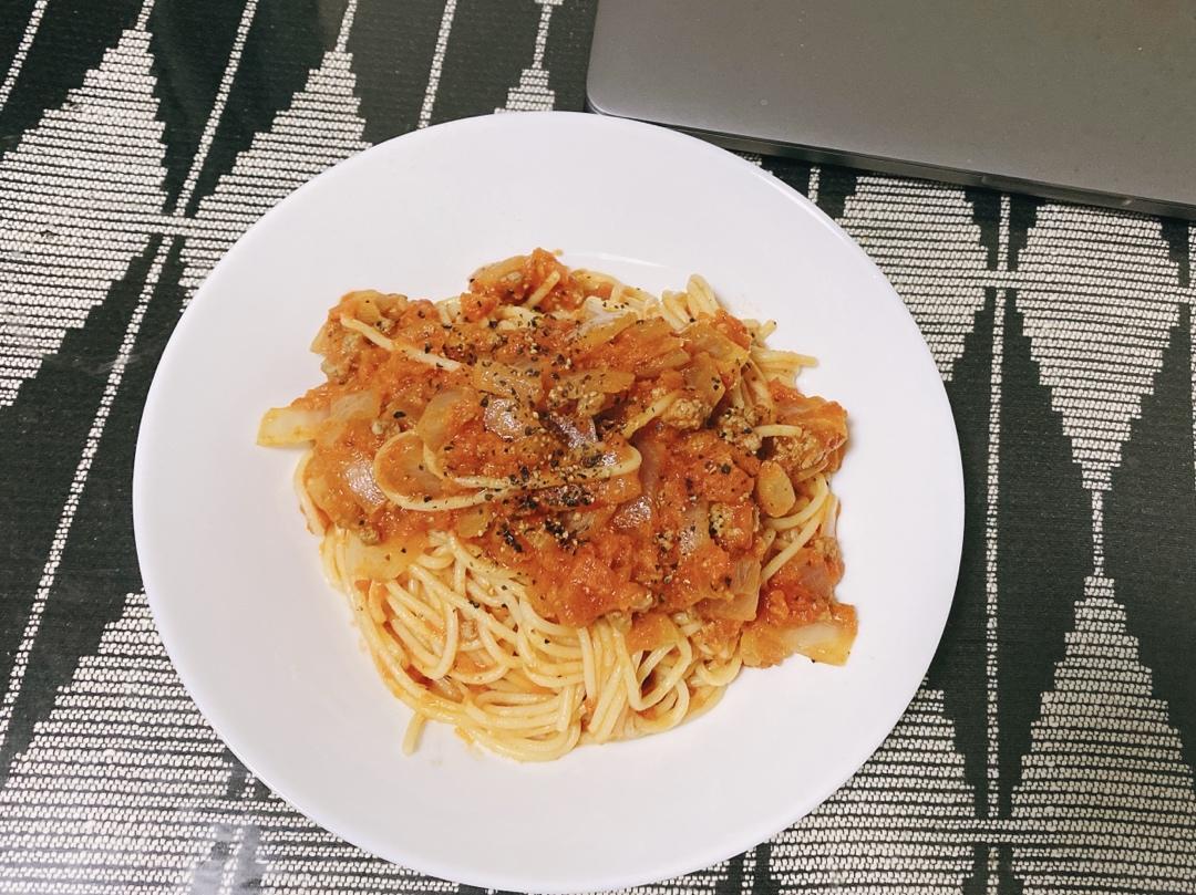 （完胜必胜客的）番茄肉酱意大利面～