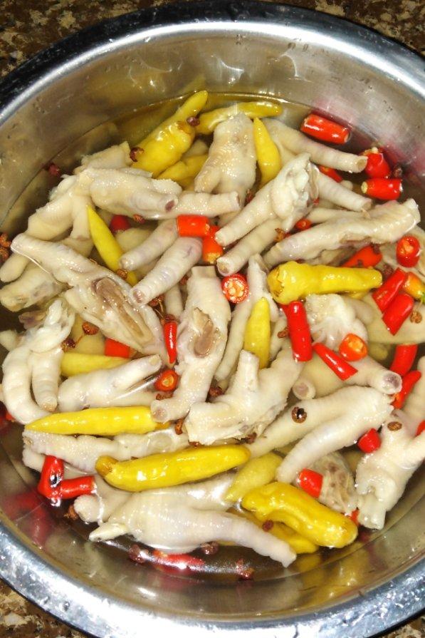 泡椒鸡爪