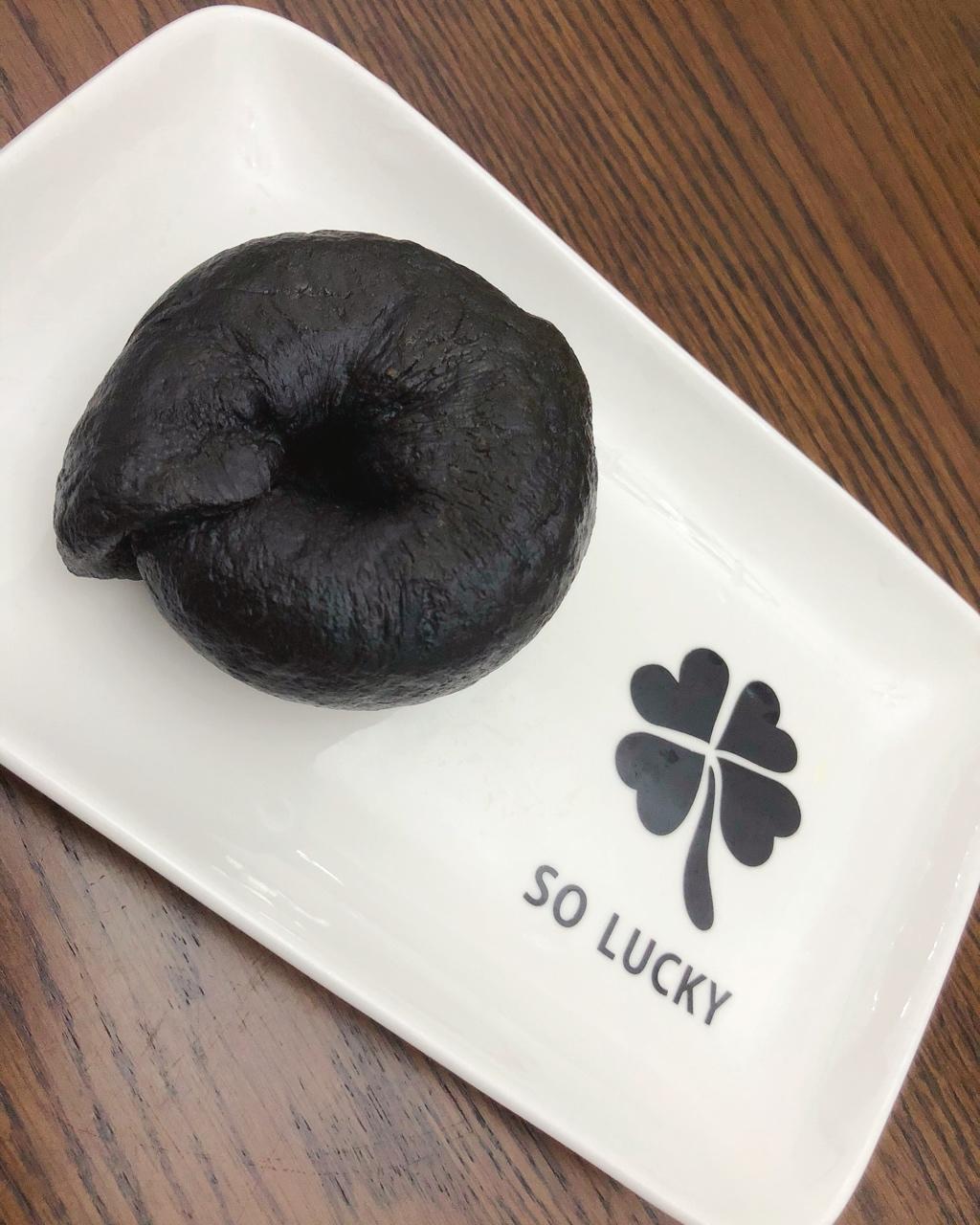 全麥竹炭貝果