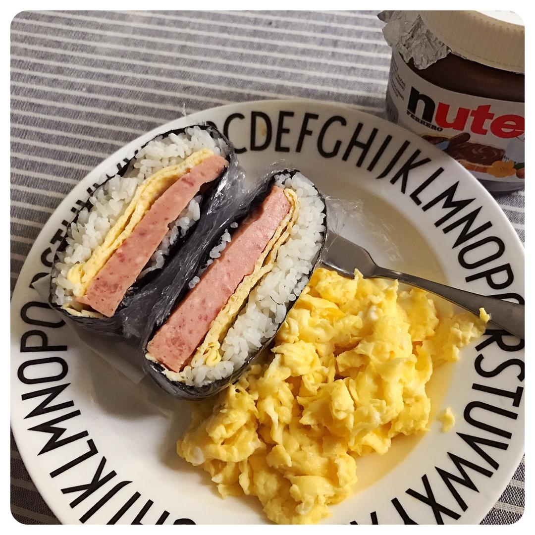 不用捏的饭团(おにぎらず)