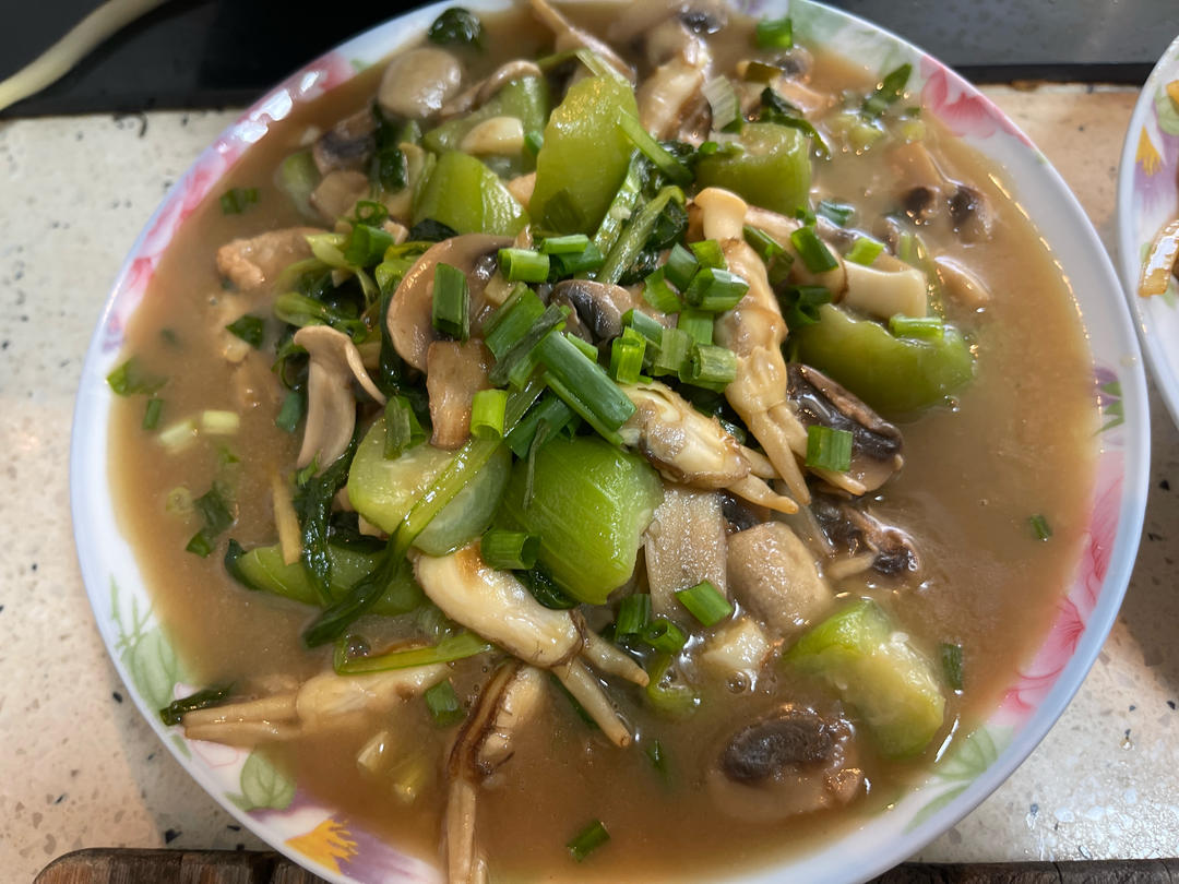 夏日三鲜烩，看着清淡，却是超级下饭菜