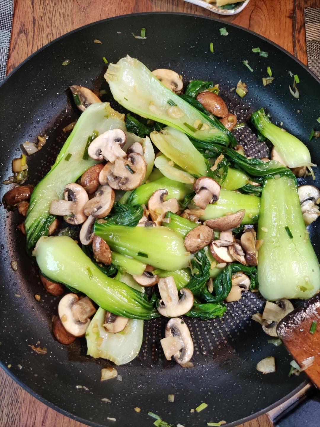 香菇油菜（快手菜）