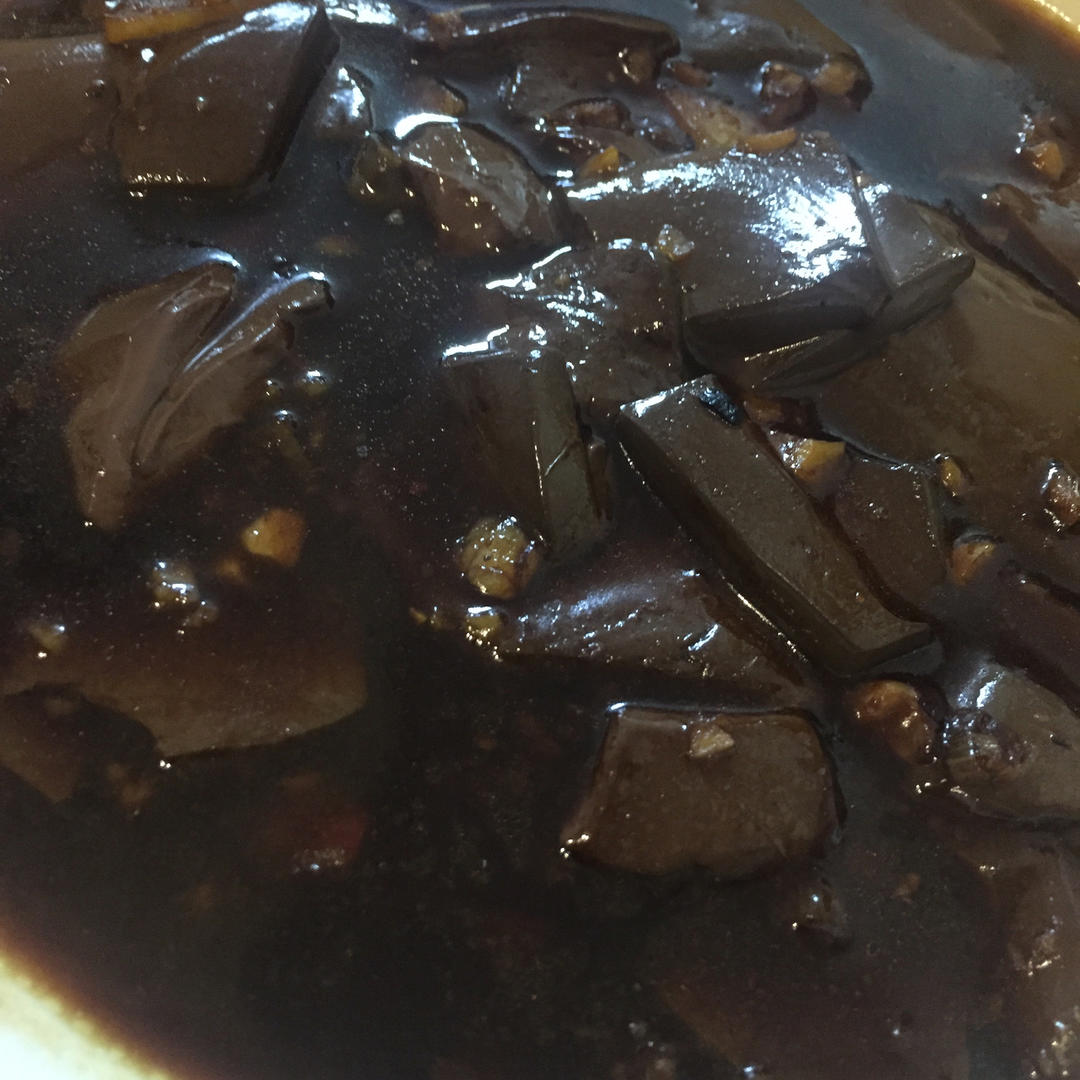 爆炒鸭血