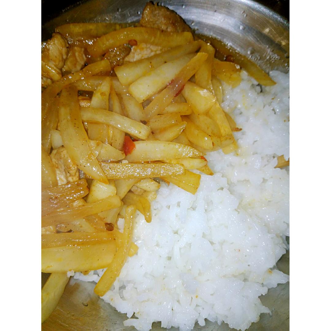 白萝卜炒肉丝