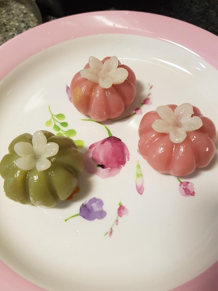 美美的韩国年糕果子송편