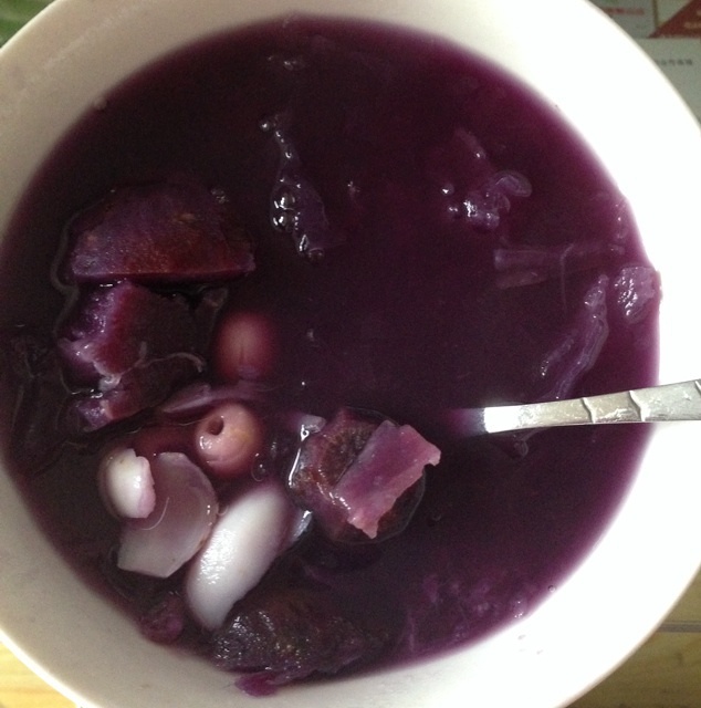 美容养颜的紫薯银耳百合汤（电饭锅版）的做法