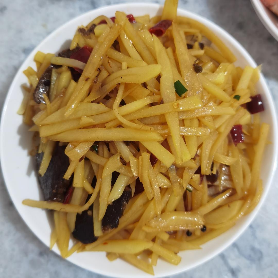 酸辣土豆丝的家常做法 超级下饭