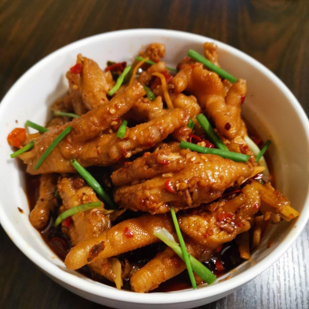 超入味的鸡爪煲，吃过就忘不了