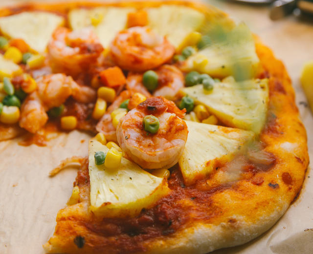 【山姆厨房】凤梨虾仁脆皮披萨的做法