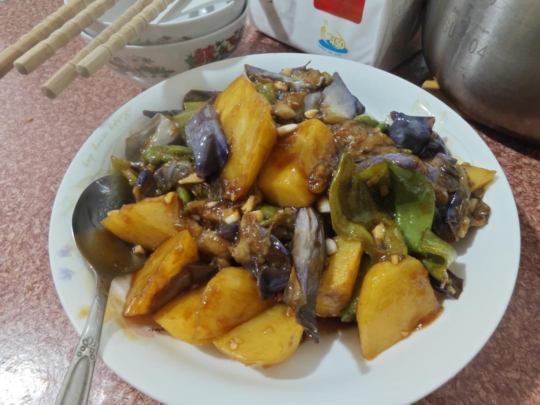 超级下饭的地三鲜