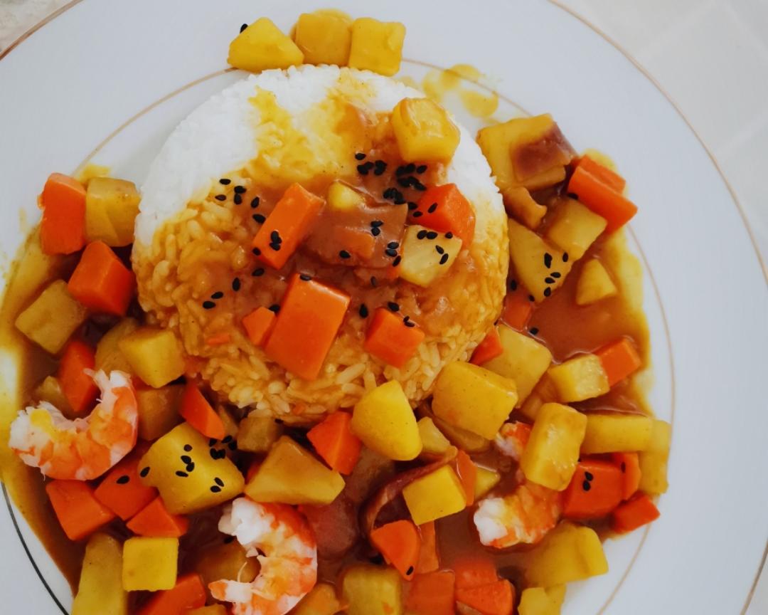 咖喱虾仁米饭的做法