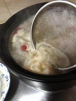 酸萝卜鸭子汤（川味）的做法 步骤4