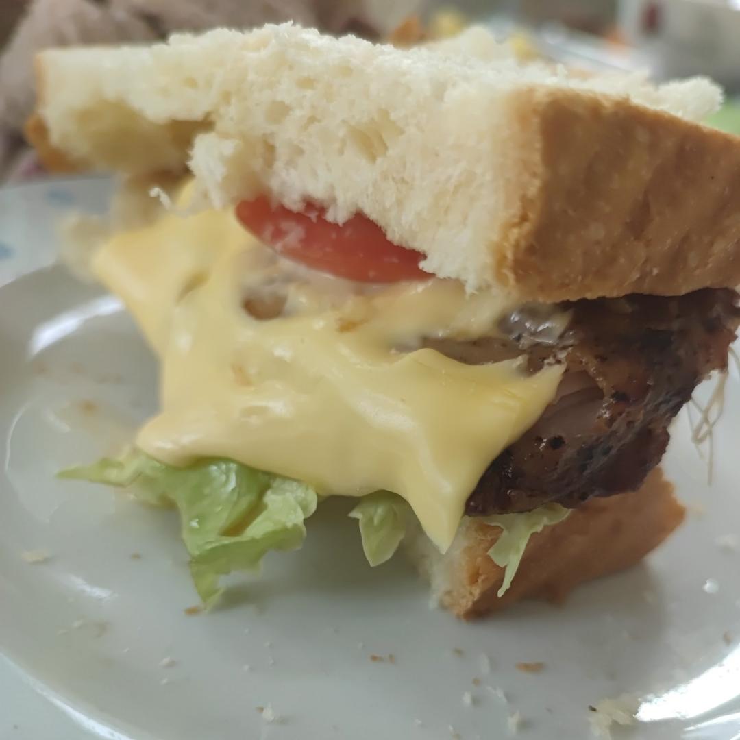 汉堡王同款芝士汉堡贵的味道