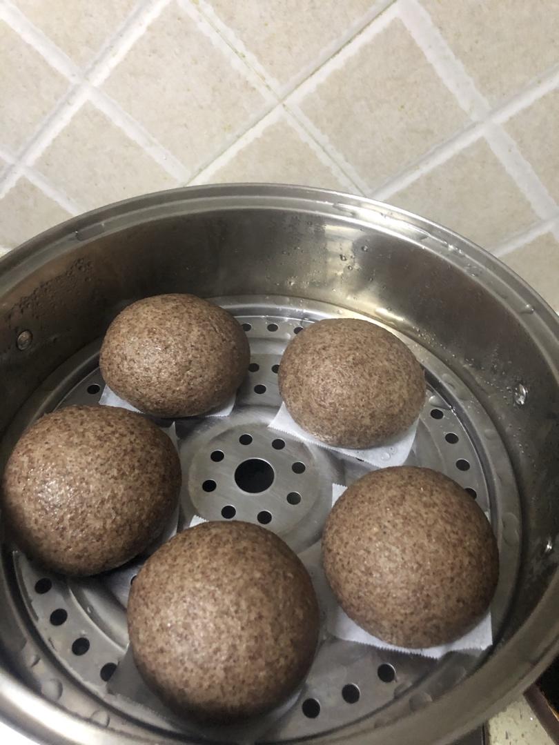 黑麦馒头
