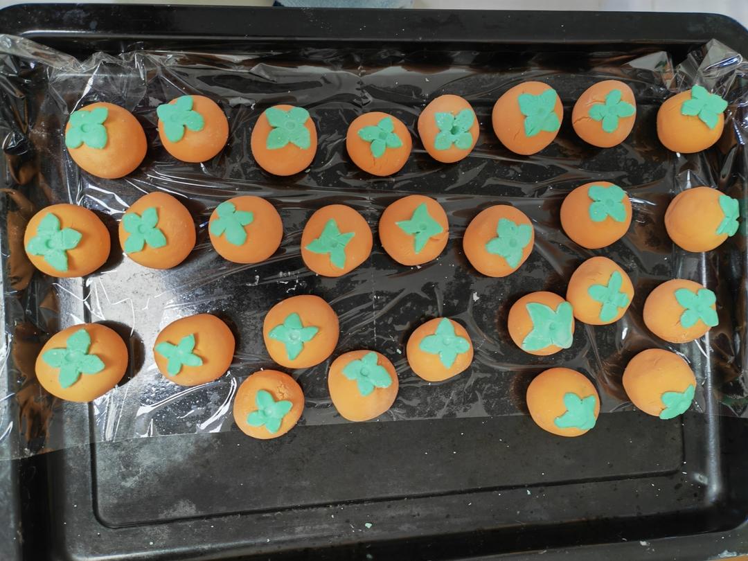 吃一口柿子汤圆，新的一年将有好事会发生哦！