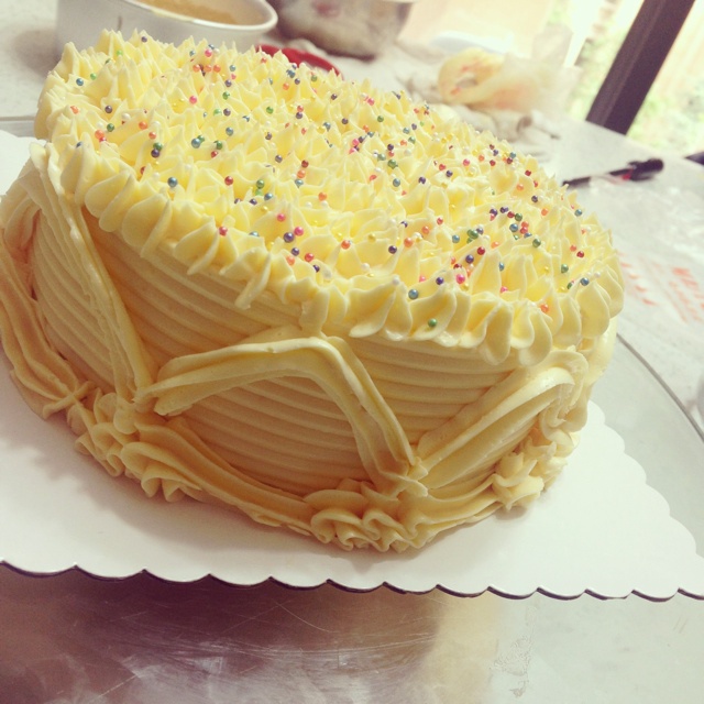 小汽车造型奶油蛋糕