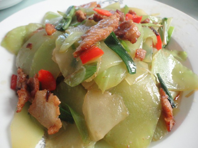 莴笋炒肉片