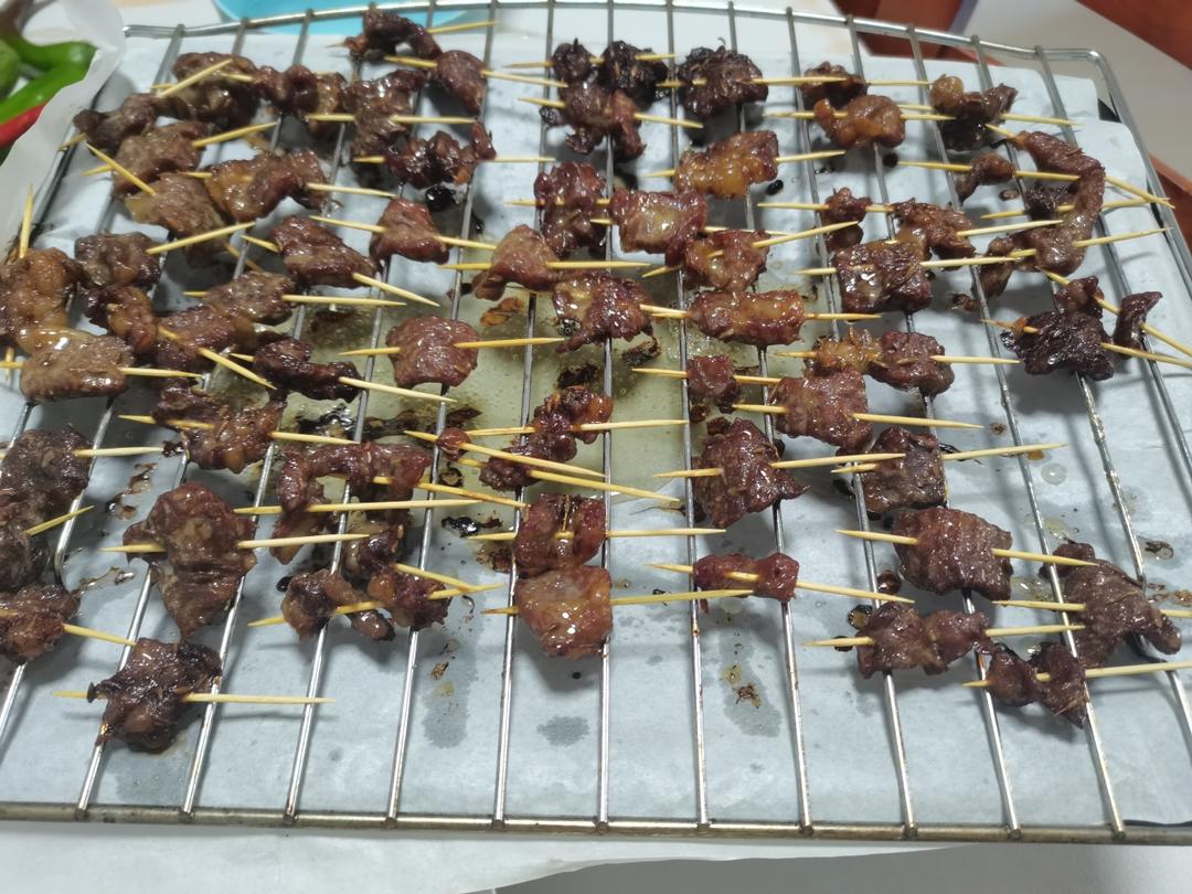 《Tinrry+》烤箱菜：牙签牛肉