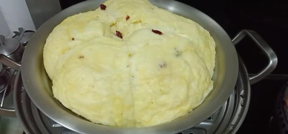 电饭锅版葡萄干小面包
