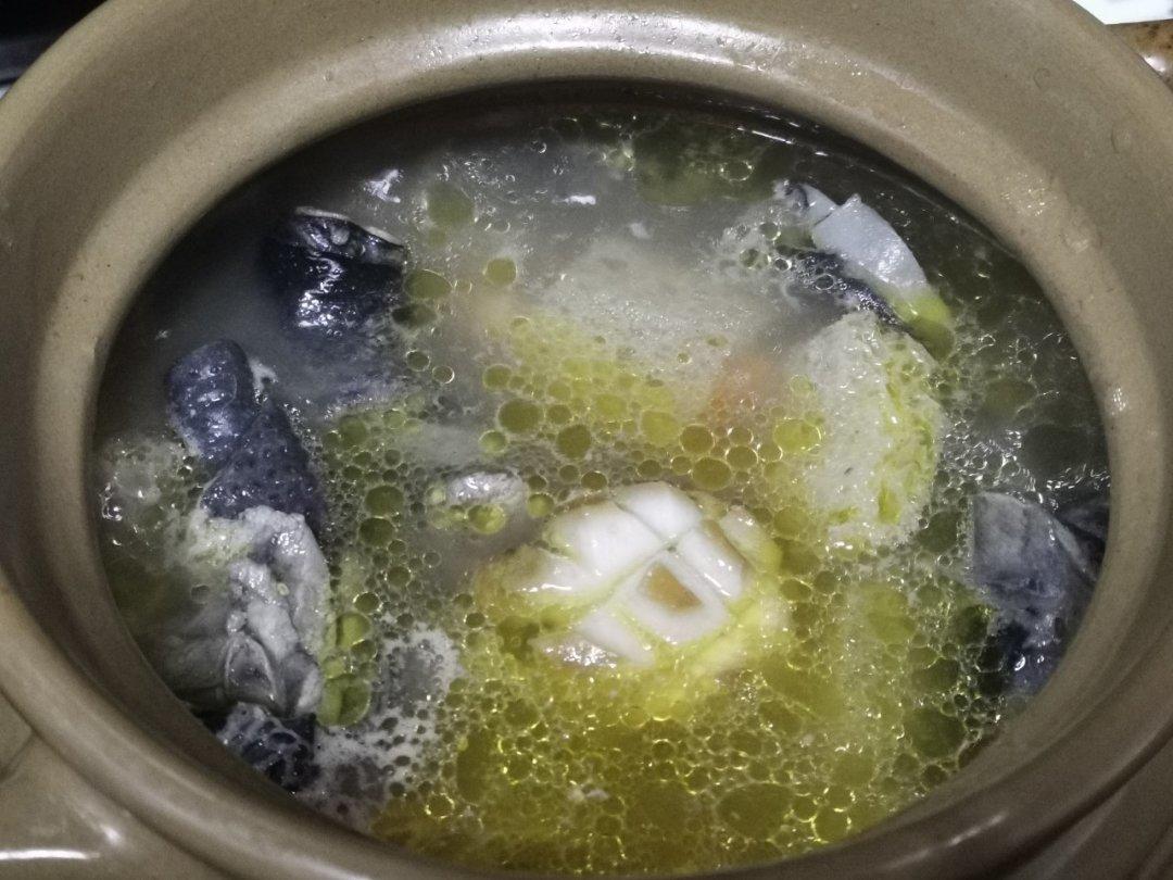 竹荪鲍鱼乌鸡汤