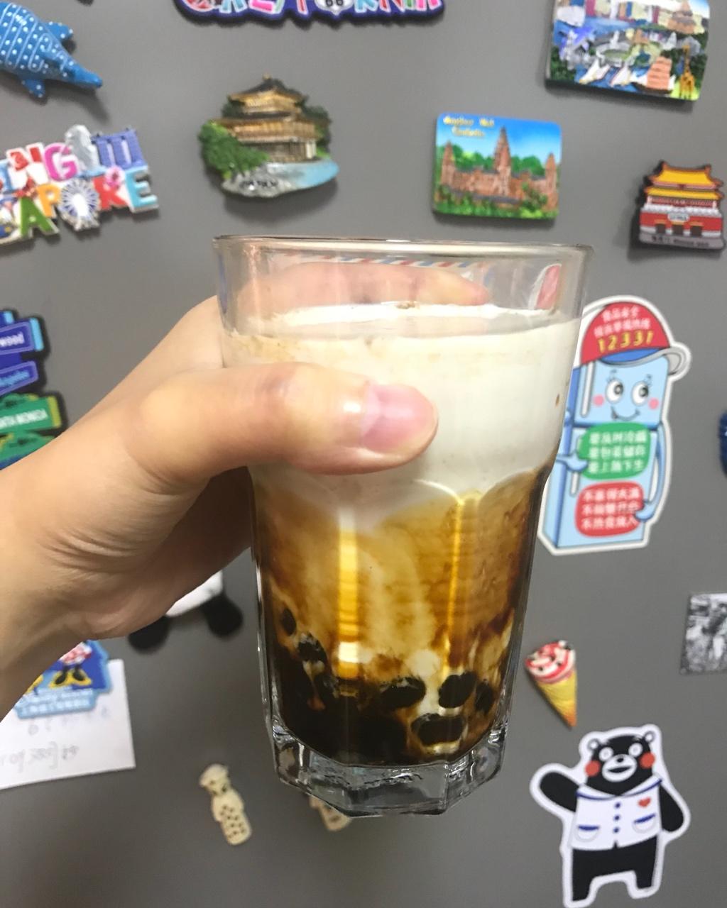 黑糖珍珠鲜奶-在家喝鹿角巷
