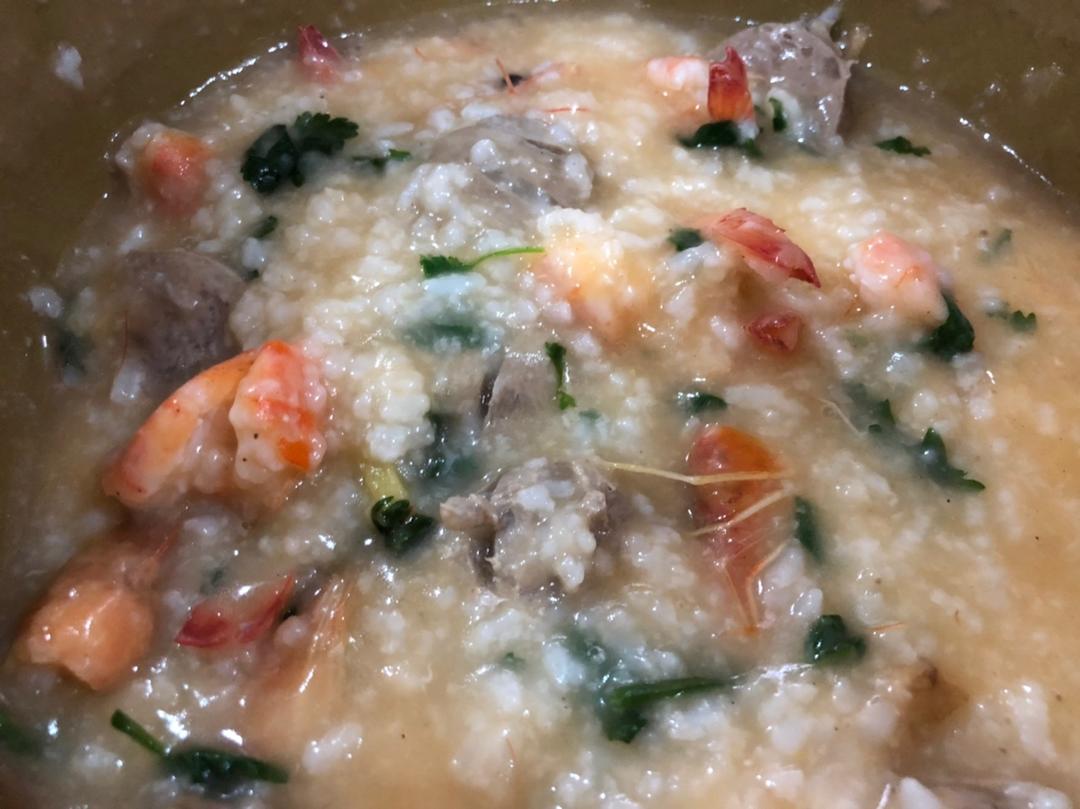 鲜虾砂锅粥