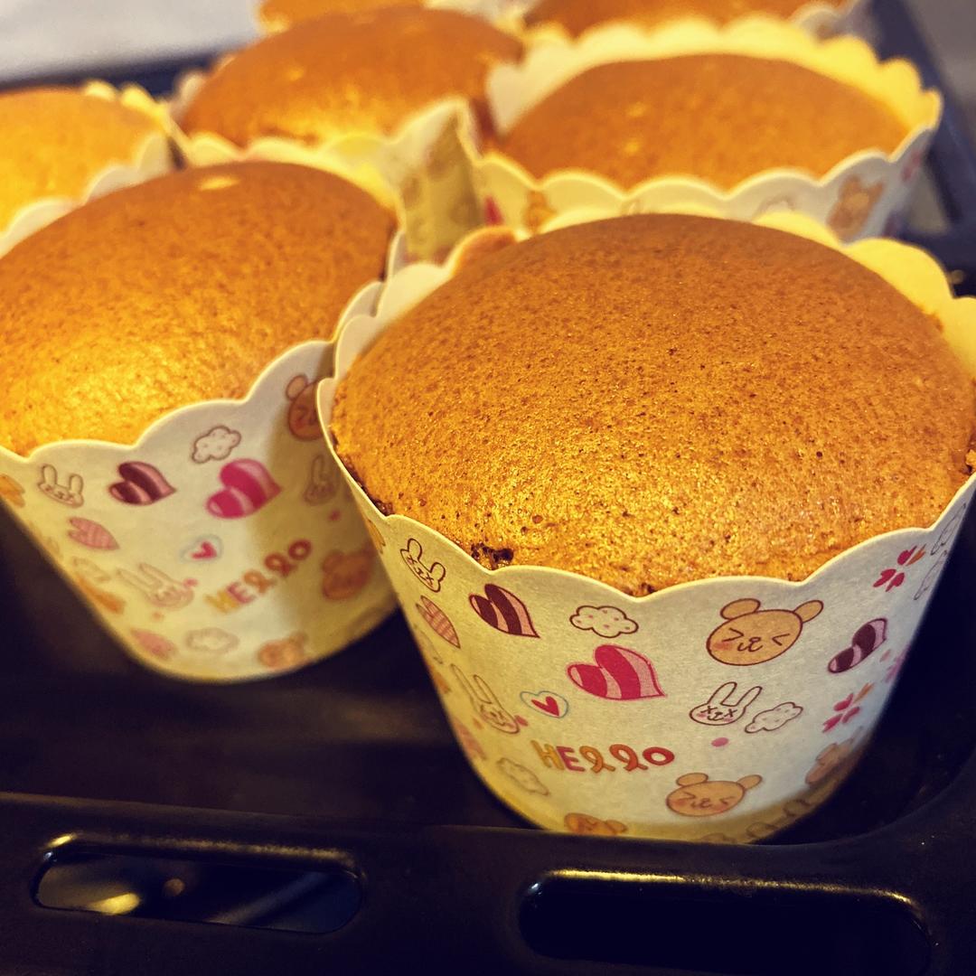 巧克力戚风杯子蛋糕