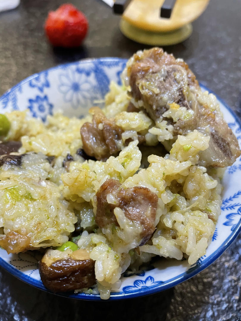 喷香排骨饭