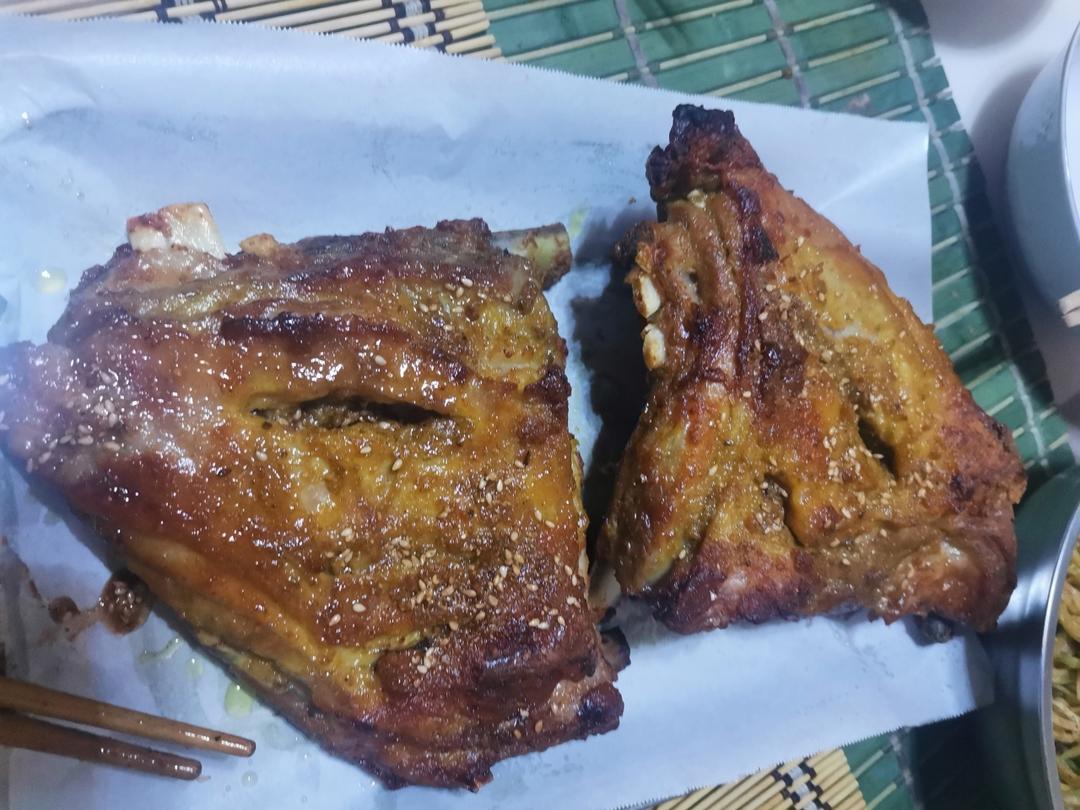 酥香烤羊排