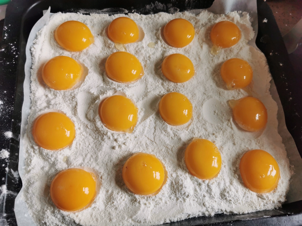 自制咸蛋黄（鸡蛋）