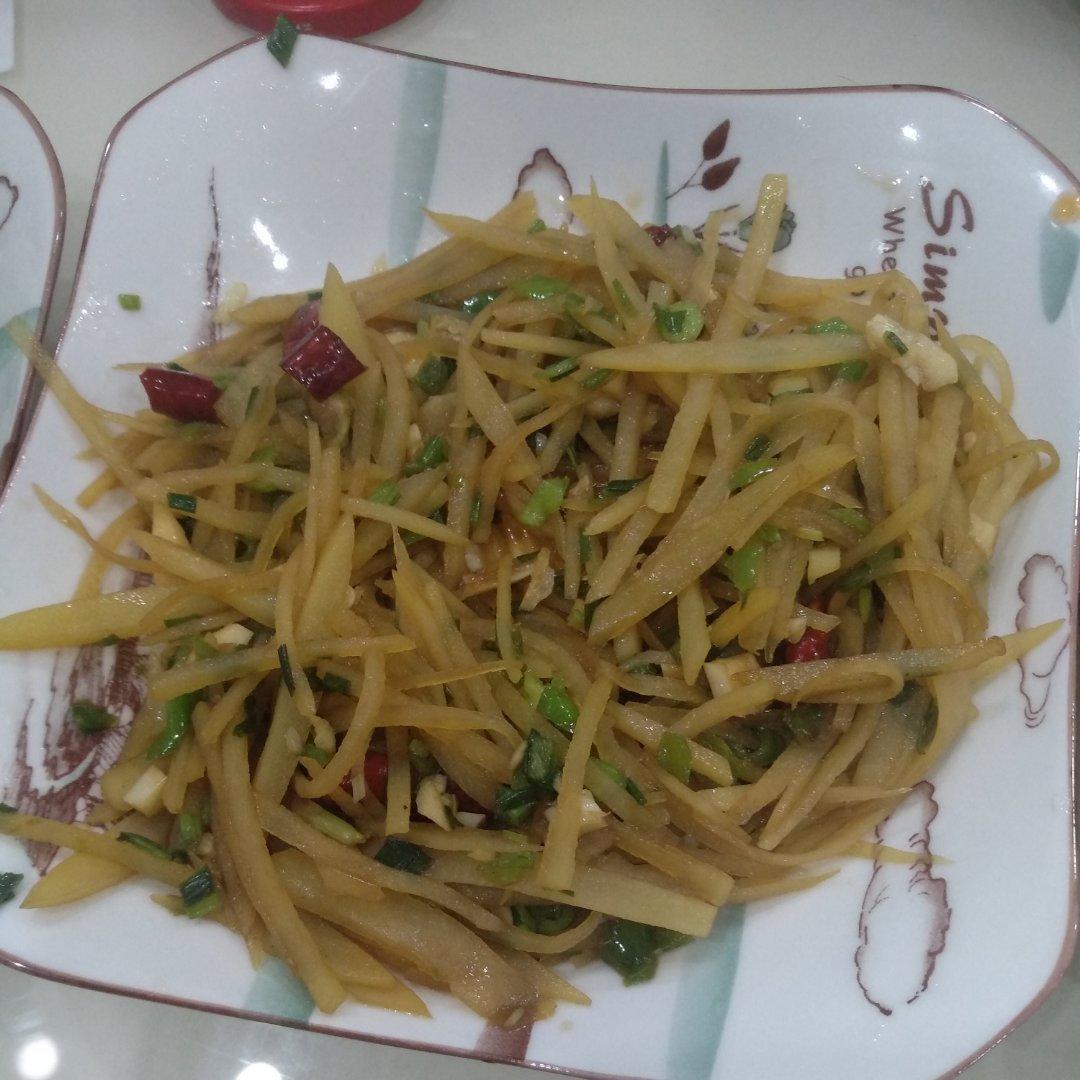 在家也能做出馆子味儿的醋溜/炝炒/酸辣土豆丝（就是那道看似简单，实则步步玄机的土豆丝）