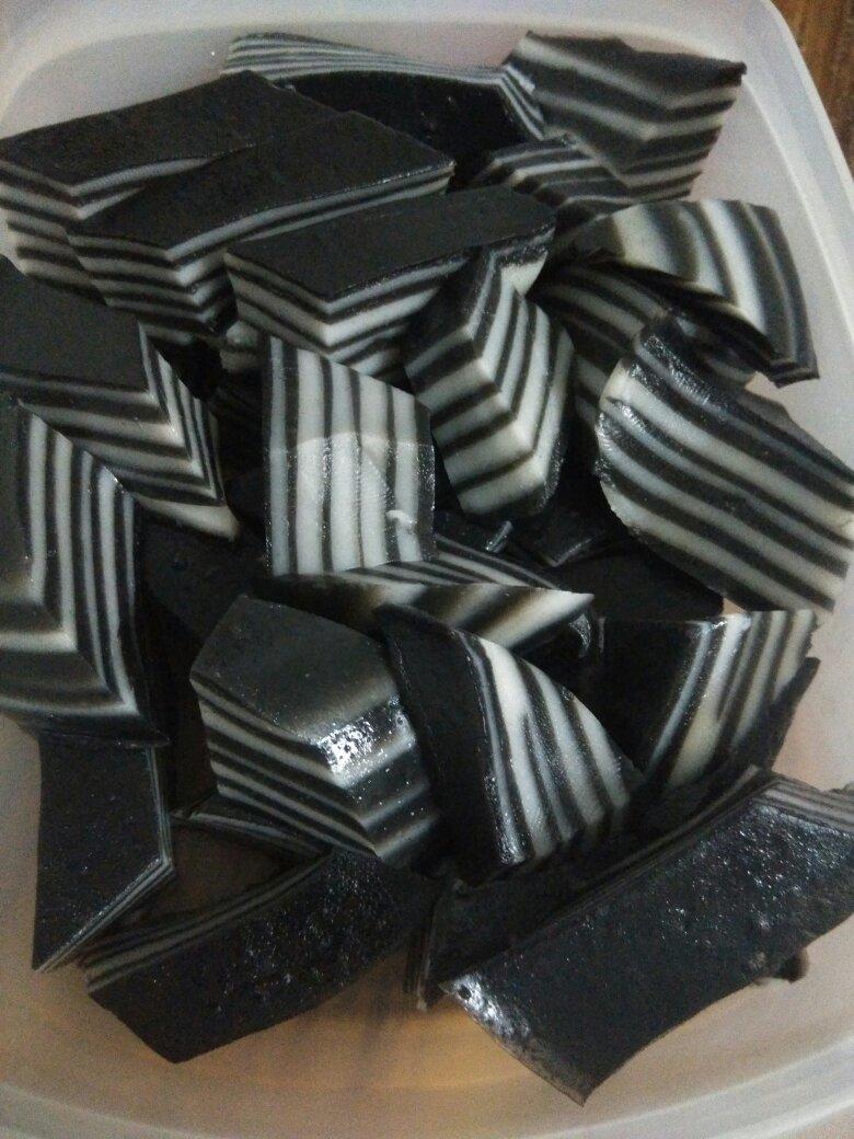 芝麻椰汁千层糕