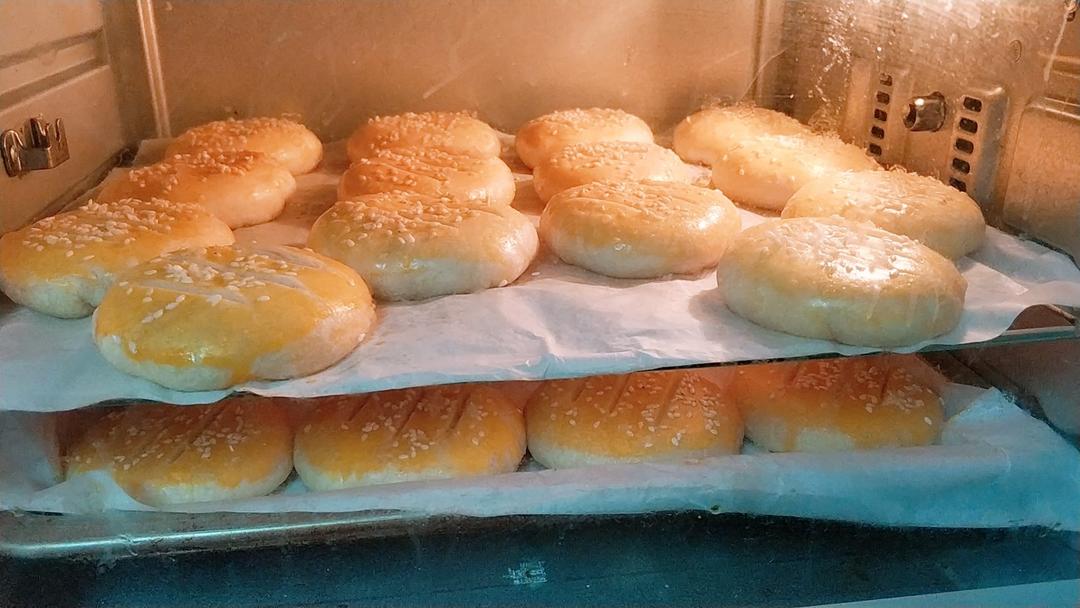 好吃到爆的奶黄酥