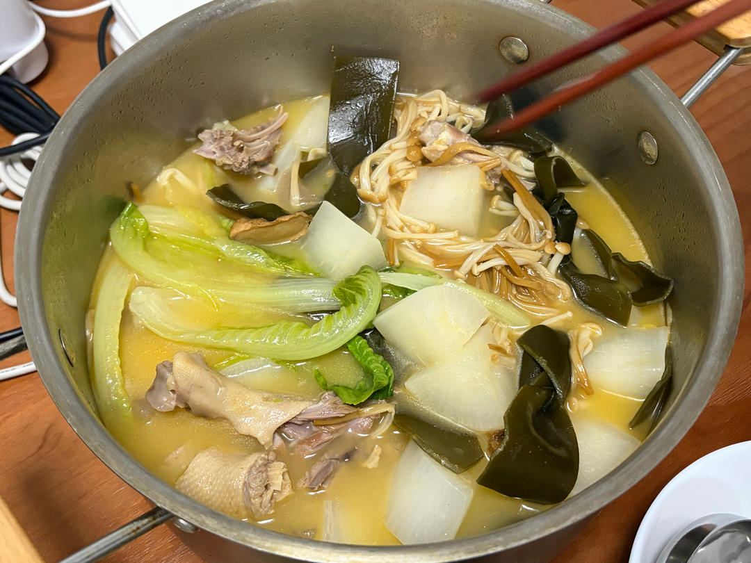 酸萝卜老鸭汤