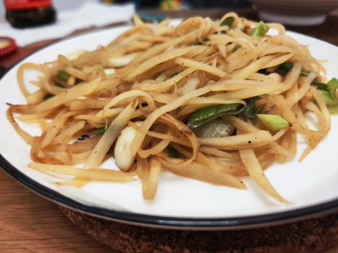 酸辣土豆丝的家常做法 超级下饭