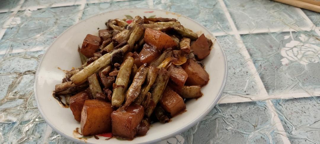 土豆炖豆角