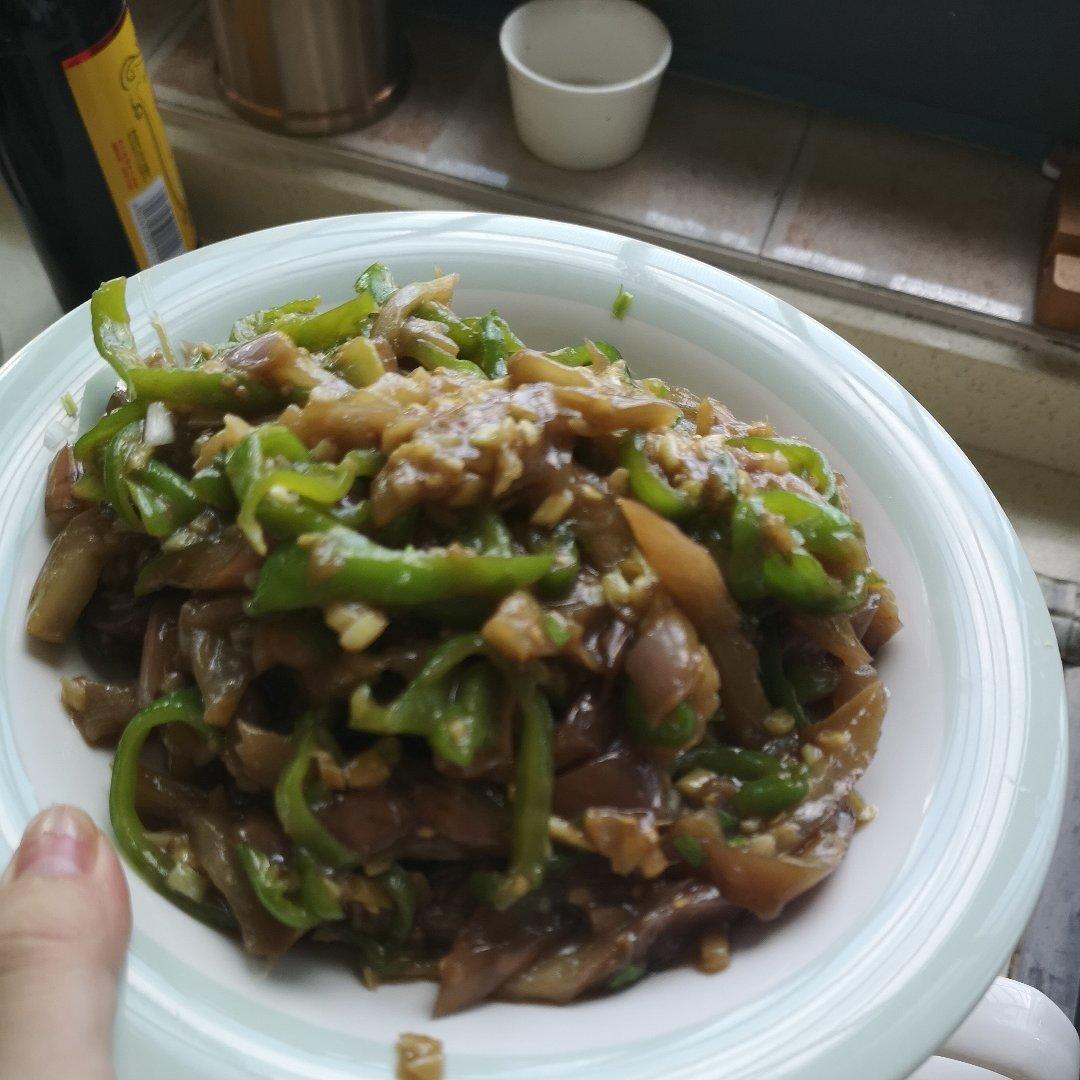 厨师长教你：“少油型鱼香茄子”的做法快收藏了