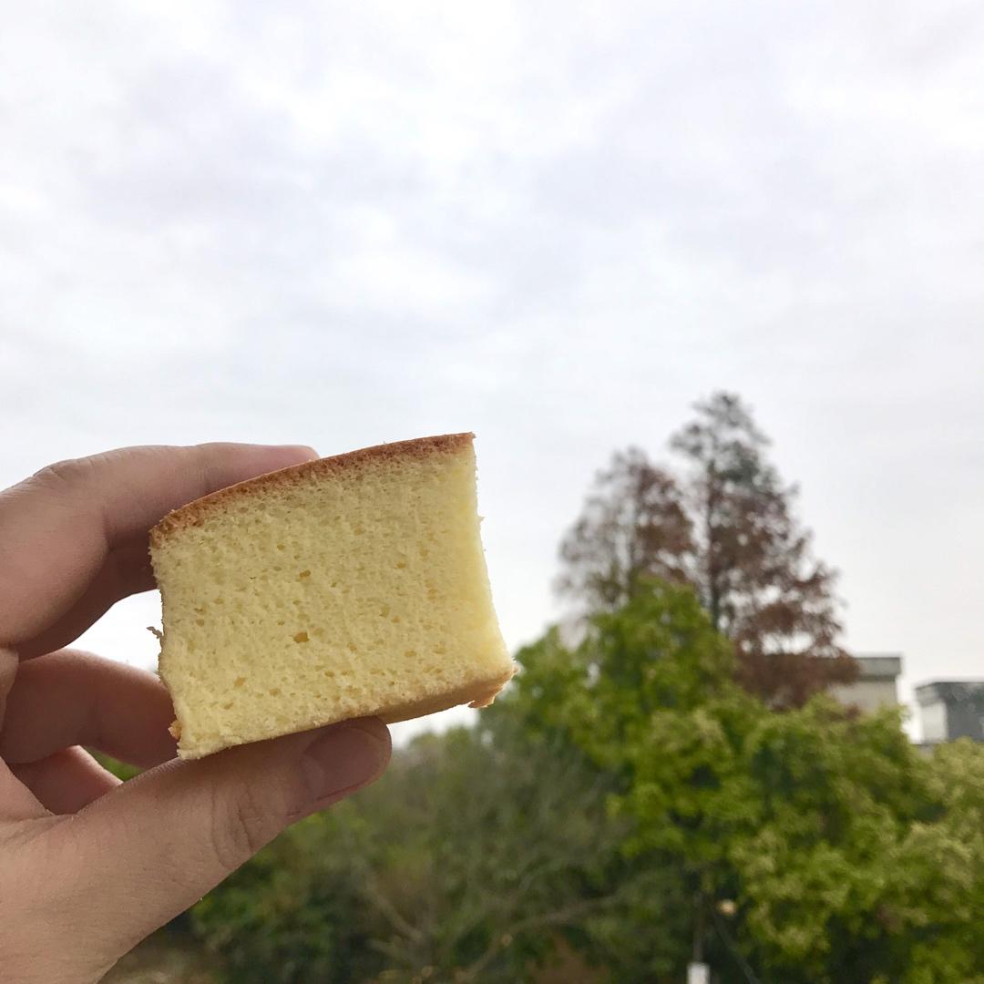 一大盘好吃过瘾的棉花蛋糕