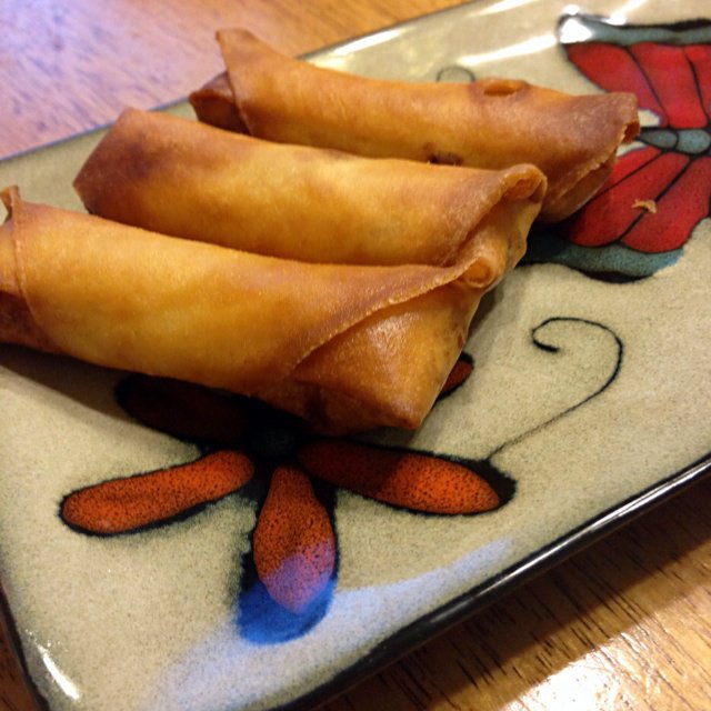 黄芽菜肉丝春卷