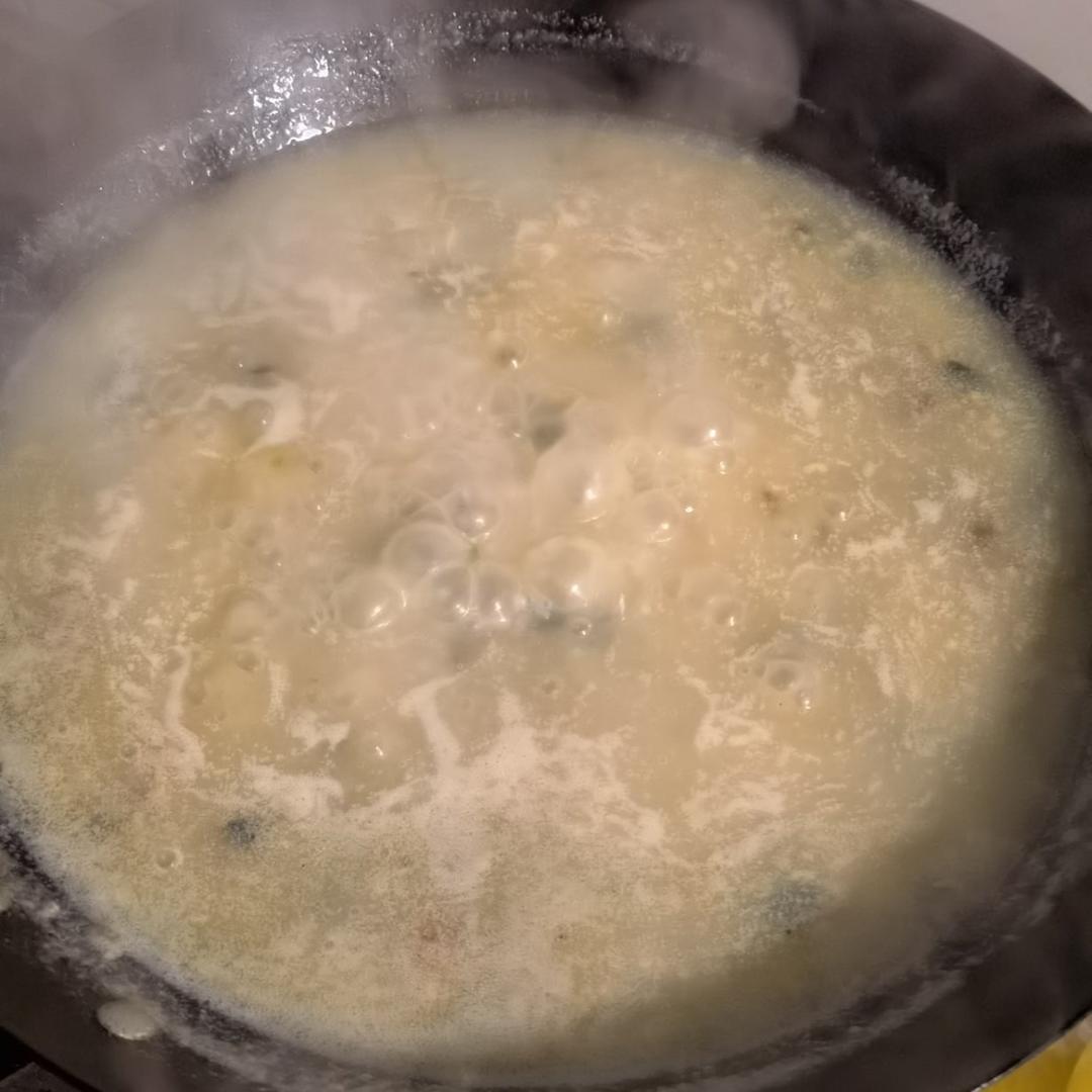 妈妈👩教我做的皮蛋瘦肉粥🥣简单快捷美味😋