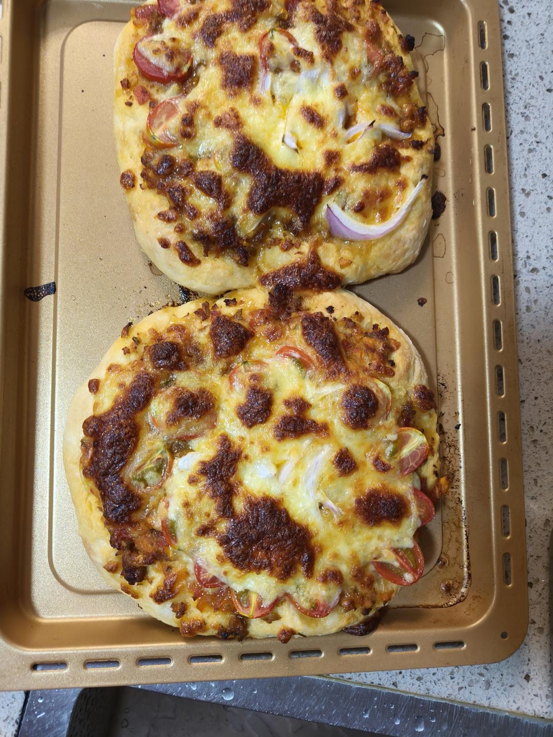 8寸纯手工什锦披萨