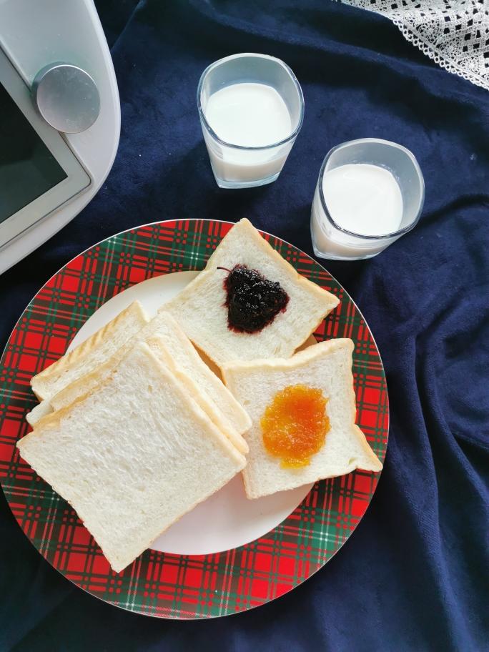 酸奶白吐司（冷藏发酵法）的做法